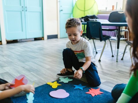 Kapan Usia Anak Siap Sekolah? Ini Saran Psikolog