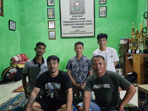 Gabung di Perguruan Silat