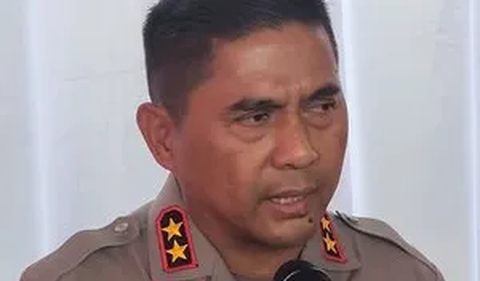 Jenderal polisi bintang dua ini terlihat irit bicara terkait penyidikan perkara ini juga nampak dari reaksi Karyoto yang sempat menolak memberikan komentar terhadap kasus ini ketika dicecar awak media.