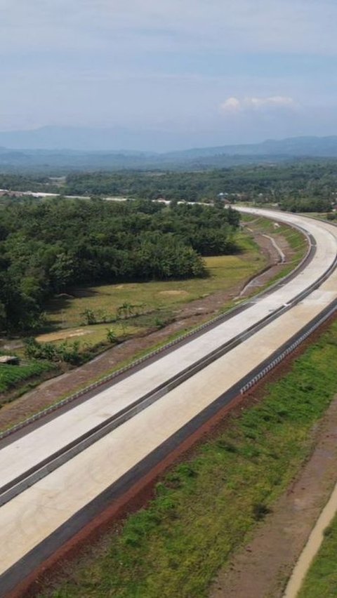 Baru Diresmikan Presiden, Ini Andil Brantas Abipraya di Tol Cisumdawu