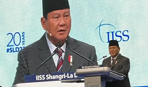 Pakar Ilmu Komunikasi Politik, Effendi Gazali menilai Menteri Pertahanan Prabowo Subianto memiliki karakter kepemimpinan kelas dunia. Penilaian ini lantaran Prabowo kerap berbicara di forum internasional.