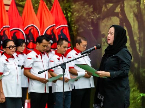 FOTO: Gaya Puan Maharani Rajin Berkerudung Sepulang Ibadah Haji