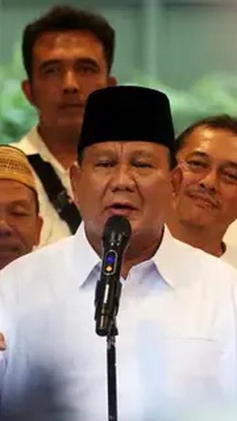 Seperti sebelumnya, Prabowo juga diminta menggambarkan Anies dan Ganjar dalam satu kata.