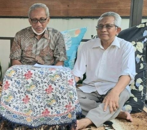 Tak Terima Gelar Guru Besar Dicabut, Dua Profesor UNS Kirim Surat Keberatan ke Mendikbud Nadiem