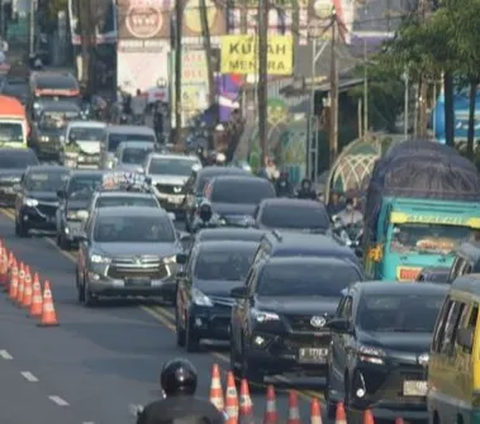 Perhatian! Tidak Nyalakan Sein atau Lambaikan Tangan saat Belok Didenda Rp250 Ribu