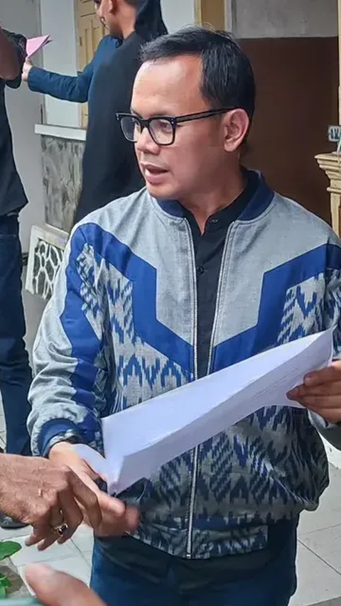 Sebelumnya Wali Kota Bogor  Bima Arya Sugiarto dibuat geram atas temuan dugaan kecurangan dalam proses PPDB pada sekolah negeri di wilayahnya. Bima mengaku telah menerima data dari tim verikator PPDB, bahwa ada 913 pendaftar terindikasi bermasalah. Dia memastikan, verifikasi faktual di lapangan terus dilakukan secara simultan.