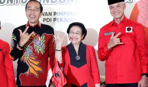 Menurut Ganjar, pembangunan dilakukan era kepemimpinan Jokowi menjadi pondasi kuat untuk pembangunan ekonomi Indonesia.<br /><br />Pembangunan Infrastruktur dilakukan era Pak Jokowi dikatakan Ganjar, memberikan dampak yang baik bagi masyarakat.