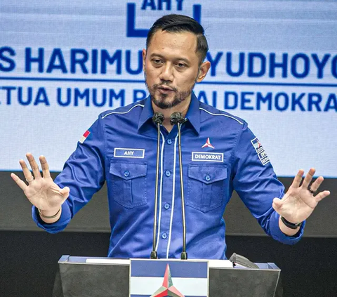 Ketua Umum Partai Demokrat Agus Harimurti Yudhoyono (AHY) menyinggung soal pemimpin bangsa yang ikut cawe-cawe dalam Pemilu 2024.