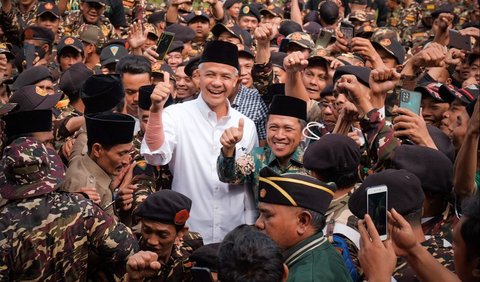 Gubernur Jawa Tengah Ganjar Pranowo, mengajak seluruh kader GP Ansor untuk turut serta menjaga kestabilan dan kondusivitas di daerah memasuki tahun politik 2024.