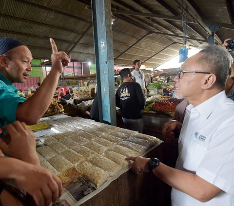 Harga Bahan Pokok di Pasar Blauran I Salatiga Terus Stabil Cenderung Turun