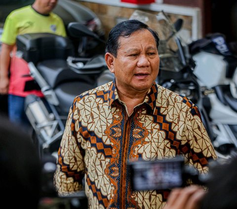 Ketua Umum Partai Gerindra Prabowo Subianto mengungkapkan, bahwa sedang membangun akademi sepak bola di Bekasi.