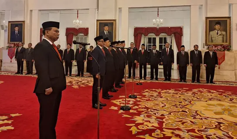 Budi menunggu perintah dari Presiden Jokowi untuk visi Menkominfo ke depan. Dia siap menjalankan isu-isu strategis dari Jokowi.