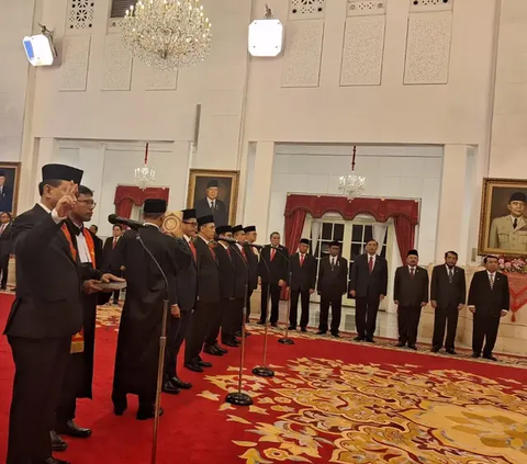 VIDEO: Momen Jokowi Lantik Menteri & Wakil Menteri Baru di Istana, Berikut Daftar Lengkapnya