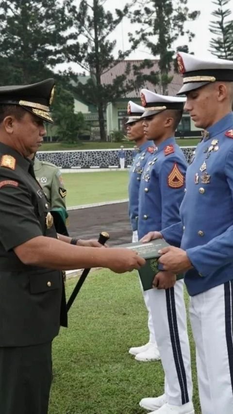 Selain dikenal sebagai taruna Akmil tampan, Enzo juga sosok berprestasi.