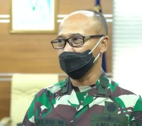 Perintah Panglima Jaga Netralitas, TNI Copot Banner Ganjar di Lahan Kodim