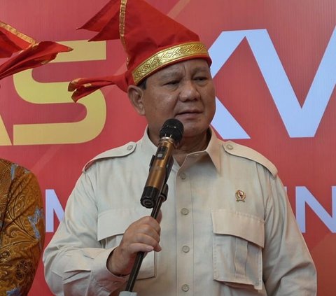 Begitu pula Ketua Umum Partai Gerindra Prabowo Subianto yang telah diumumkan sebagai Bacapres oleh partainya juga belum menentukan siapa cawapresnya.