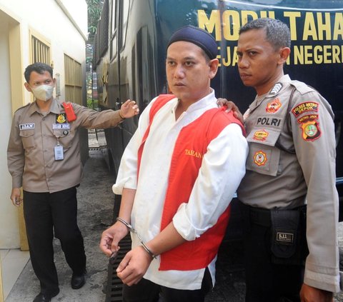 Sebelumnya terdakwa Rizky Noviyandi Achmad telah dituntut JPU dengan hukuman mati dalam sidang yang digelar di Pengadilan Negeri Depok pada hari Rabu tanggal (14/6/2023) lalu.
