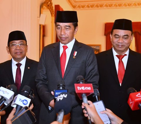 Presiden Joko Widodo (Jokowi) telah melantik Budi Arie Setiadi sebagai Menteri Komunikasi dan Informatika yang baru. Dia menggantikan Sekjen NasDem Johnny G Plate yang tersandung kasus korupsi menara BTS 4G.