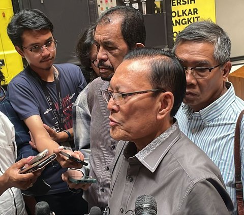 Dewan Etik Partai Golkar memanggil salah satu senior Golkar Lawrence T.P Siburian.