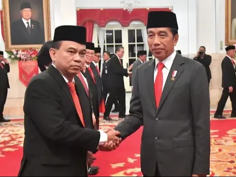 VIDEO: Menkominfo Budi Arie Lanjutkan Proyek BTS, Ikuti Instruksi Presiden Jokowi