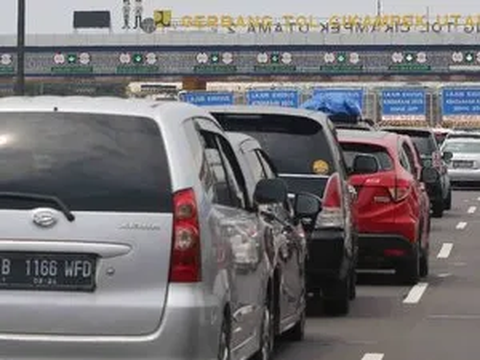 Ganjar Pranowo Temui Menko Airlangga, Bahas Pembangunan Giant Sea Wall di Jalan Tol Semarang - Demak