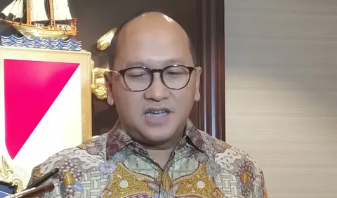 Sebelum dilantik sebagai Wakil Menteri BUMN, Rosan menjabat sebagai Duta Besar Indonesia untuk Amerika.