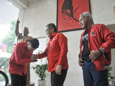 Sindiran Keras PDIP Setelah Surya Paloh Serang Revolusi Mental Jokowi