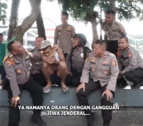 Konten Pak Bhabin Nyari ODGJ Bareng Jenderal Polisi, Ujungnya Bikin Ngakak