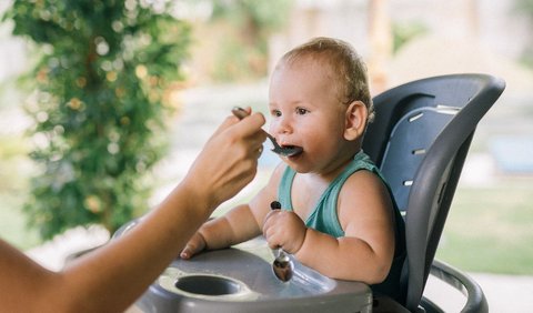 Buat Jadwal Makan Bayi