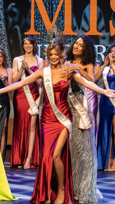 Momen kemenangan Miss Netherland 2023, Rikkie Valerie Kolle, transpuan kedua yang berlaga di Miss Universe.