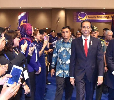 Bocoran Isi Pertemuan Surya Paloh dan Jokowi Selama 1 Jam di Istana