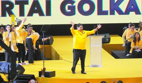 Ketua DPD Partai Golkar Jawa Barat Ace Hasan Syadzily membenarkan surat rekomendasi Dewan Pakar Golkar ini.