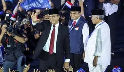 Ketua DPP Partai NasDem Willy Aditya menjelaskan, Tim 8 batal bertemu hanya karena waktu yang tidak pas.