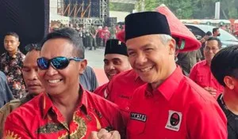 Hal itu menanggapi apakah Andika sudah memiliki kartu tanda anggota PDIP.