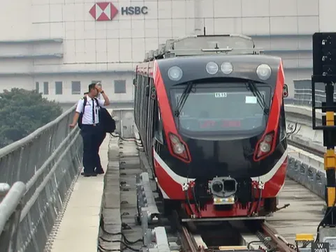 Kemenhub Resmi Tetapkan Tarif LRT Jabodebek: Rp5.000 untuk 1 Km Pertama, Tarif Paling Jauh Rp24.600