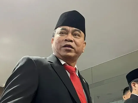 Jatah menteri untuk NasDem berkurang satu.