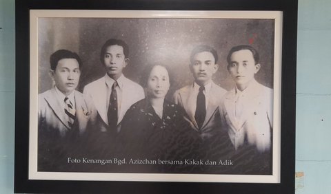 Cucu Bagindo Azizchan lainnya, R.A Ayu Suzanne Arieni Wulandari Puspokusumo (53) menilai almarhum sosok ayah yang penuh dengan kasih sayang kepada anak-anaknya.
