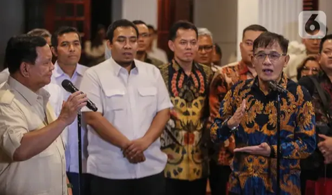 Sebelumnya, politikus PDIP Budiman Sudjatmiko menemui Ketua Umum Partai Gerindra Prabowo Subianto di kediaman Kartanegara IV, Jakarta Selatan.