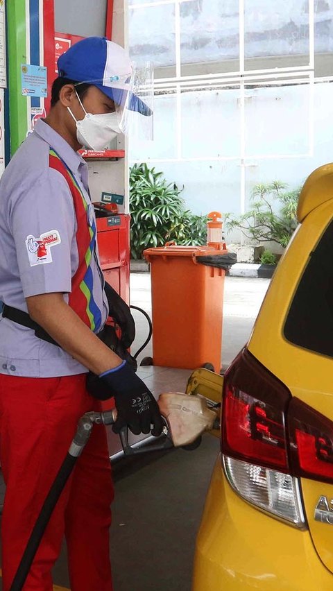 Khususnya BBM subsidi seperti Pertalite dan Solar, yang masing-masing tetap dijual Rp 10.000 per liter dan Rp 6.800 per liter.