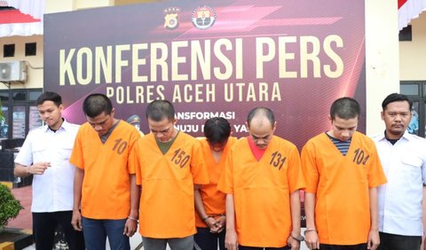 Polisi menjerat tersangka dengan Pasal 2 Undang-Undang Nomor 21 Tahun 2007 tentang Tindak Pidana Perdagangan Orang (TPPO), serta Pasal 50 Jo Pasal 47 Jo Pasal 34 Jo Pasal 33 ayat 3 Qanun Aceh Nomor 6 Tahun 2014 tentang Hukum Jinayat.