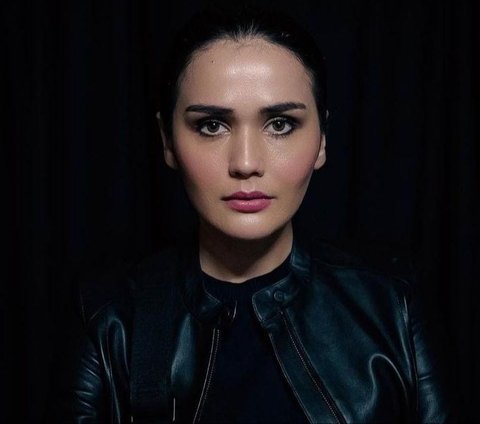 Potret Terbaru Senk Lotta Mantan Istri Fauzi Baadila, Model asal Uzbekistan yang Cantik Menawan