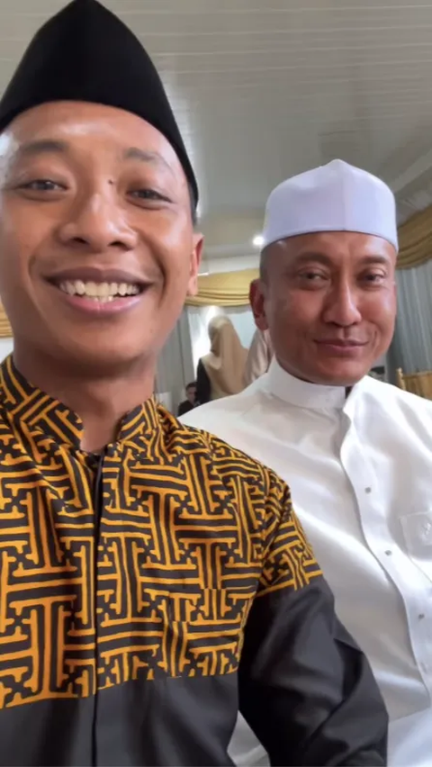 Pak Bhabin Sambut Jenderal Polisi Pulang Haji, Celotehannya Bikin Bintang 1 Ngakak