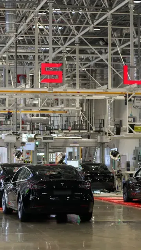 Pendapatan Otomotif Tesla Tembus USD 21,3 Miliar