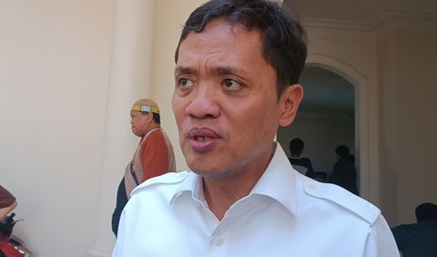 Wakil Ketua Umum Partai Gerindra Habiburokhman menduga Bambang meninggal karena penyakit jantung. Selain serangan jantung, Habiburokhman menyebut Bambang pernah mengalami penyakit usus buntu dan sudah menjalani operasi.