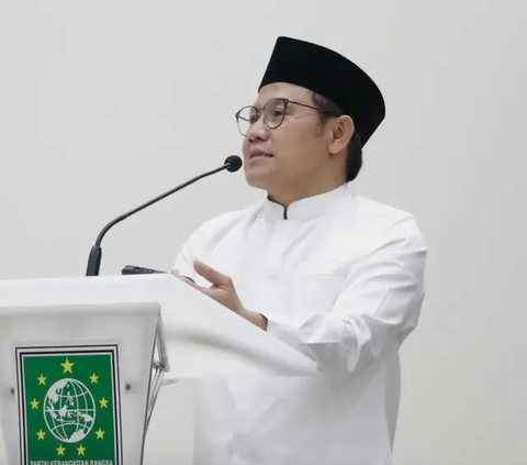 Ketua Fraksi PKB DPR RI ini menegaskan, PKB tidak pernah memaksa agar Cak Imin yang menjadi calon wakil presiden. PKB mengingatkan komitmen kerjasama politik dengan Gerindra soal keputusan calon presiden dan calon wakil presiden harus disetujui bersama.