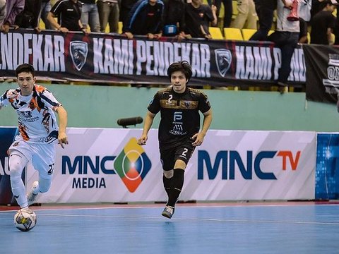 10 Aksi Atta Halilintar di Lapangan Main Bersama Pemain Pro Futsal, Netizen 'Merinding'