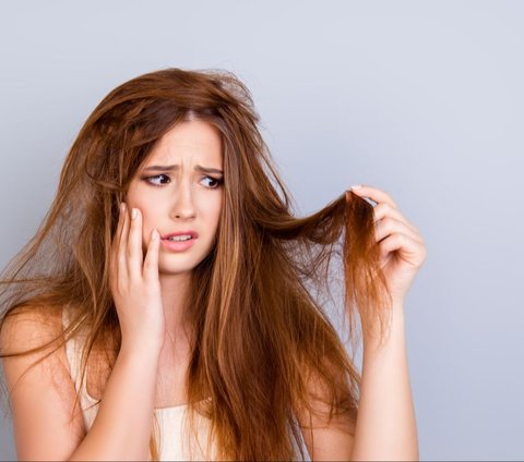 Kenapa Rambut Bercabang? Ternyata Ini Penyebabnya