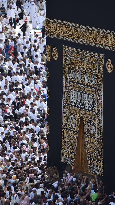 Cara Daftar Haji Furoda beserta Syarat-syarat yang Diperlukan