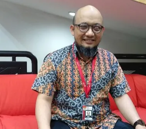 Eks Penyidik KPK Novel Baswedan tidak setuju dengan pernyataan Ketua KPK Firli Bahuri dan Luhut Binsar Pandjaitan soal operasi tangkap tangan (OTT). Dia mengibaratkan kejahatan korupsi dengan kejahatan pidana lainnya.