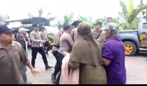 Pembubaran tersebut yang berujung ricuh. Hingga akhirnya video tersebut viral di media sosial dengan narasi sepihak.